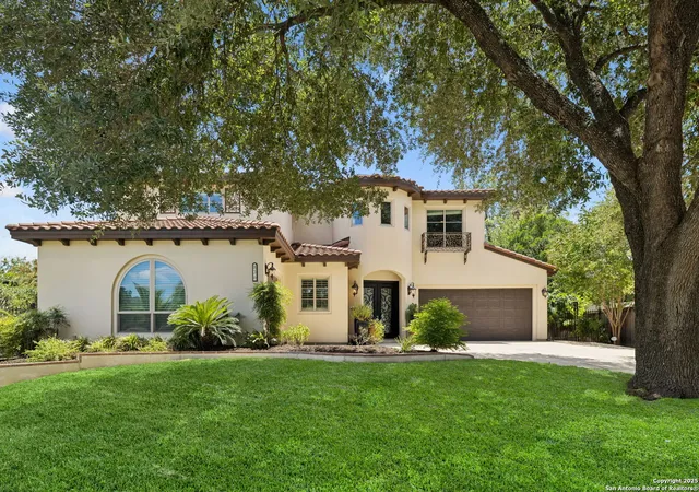 Photo 1 of Sale Pending at 836 Canterbury Hl, San Antonio, TX 78209 | MLS# 1892337 | Listing updated on 2025-11-15