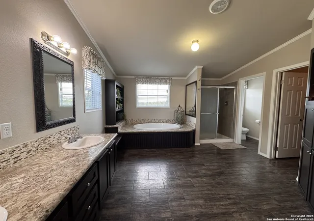 Photo 4 of Manufactured home for sale at 107 Spotted Deer Trl, Boerne, TX 78006 | MLS# 1892339 | Listing updated on 2025-08-26
