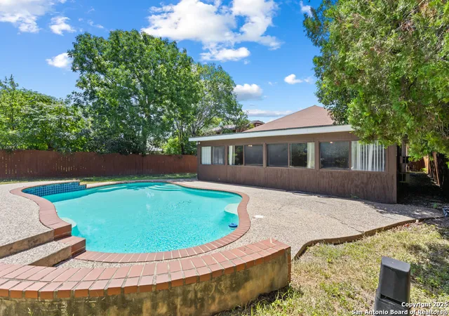 Photo 2 of Sale Pending at 9009 Athens, San Antonio, TX 78251 | MLS# 1892463 | Listing updated on 2025-10-18