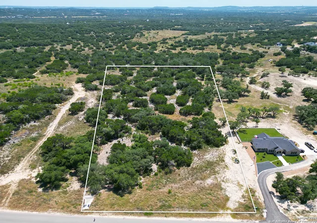 Photo 2 of Sale Pending at 977 Earle Oak Ave, Bulverde, TX 78163 | MLS# 1892484 | Listing updated on 2025-12-29
