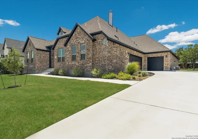 3rd image of 534 Englewood, Castroville, TX 78009 | MLS# 1892604