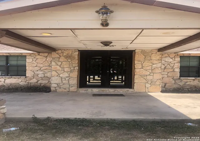 Photo 3 of Sale Pending at 7321 Joe Newton St, San Antonio, TX 78251 | MLS# 1892613 | Listing updated on 2025-11-11