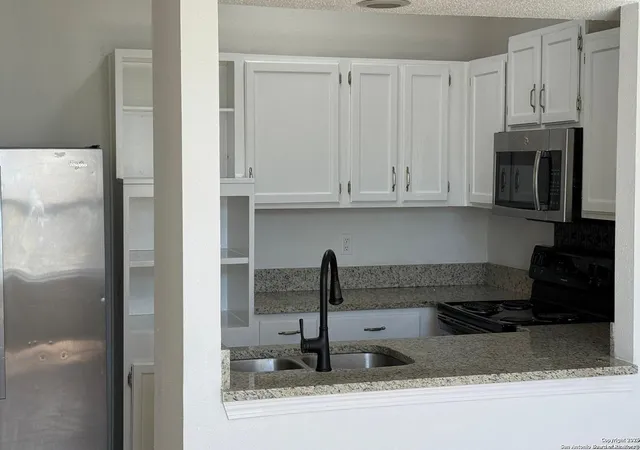 3rd image of 6011 Meadow Sunrise Dr, San Antonio, TX 78244 | MLS# 1892673