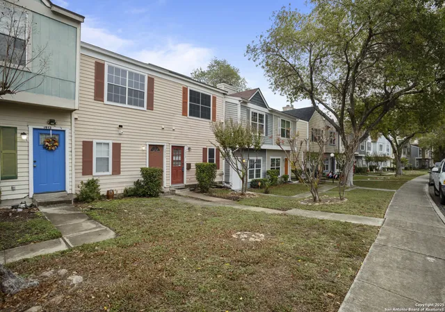 Photo 1 of Sale Pending at 1917 Budding, San Antonio, TX 78247 | MLS# 1892679 | Listing updated on 2026-01-04