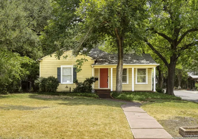 Photo 2 of Single family home for sale at 238 Alta Ave, San Antonio, TX 78209 | MLS# 1892680 | Listing updated on 2025-10-02