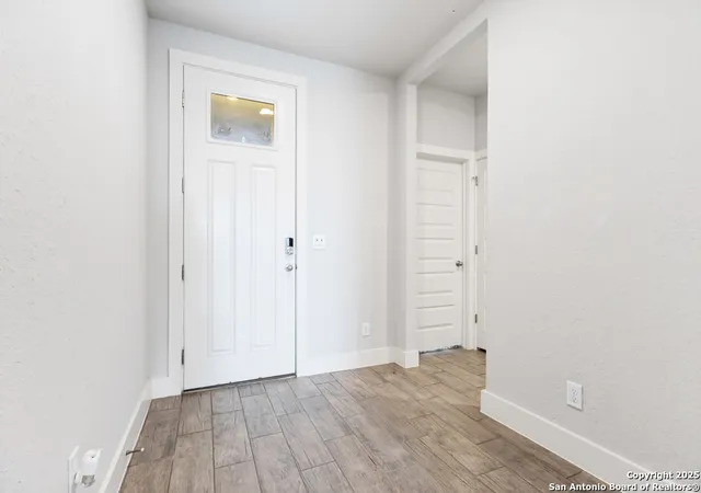 5th image of 7333 Walkers Loop, San Antonio, TX 78233 | MLS# 1892749