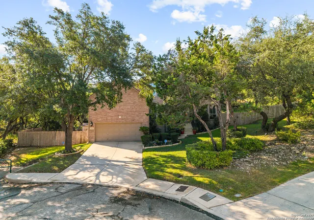 Photo 3 of Sale Pending at 19303 Hl Meadow, San Antonio, TX 78256 | MLS# 1892804 | Listing updated on 2026-03-12
