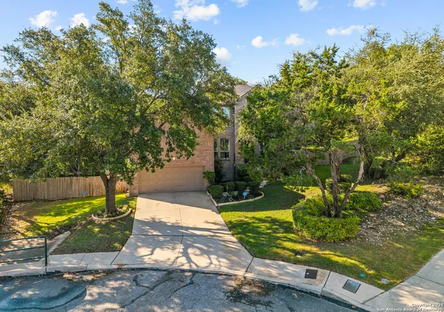 Photo 3 of Sale Pending at 19303 Hl Meadow, San Antonio, TX 78256 | MLS# 1892804 | Listing updated on 2026-03-12