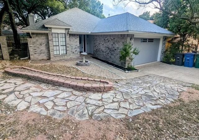 Photo 3 of Single family home for sale at 2914 Hunters Stream, San Antonio, TX 78230 | MLS# 1892809 | Listing updated on 2025-10-29