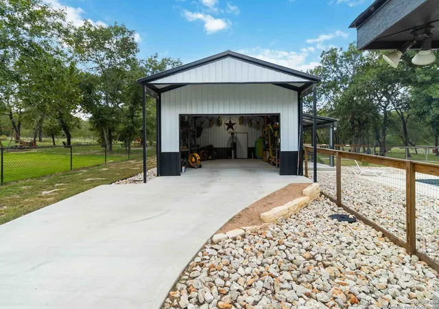 2nd image of 230 Cibolo Way, La Vernia, TX 78121 | MLS# 1892866