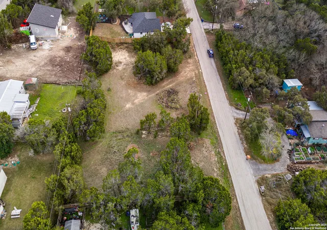 Photo 2 of Land for sale at 308 Ridgerock, Canyon Lake, TX 78133 | MLS# 1892886 | Listing updated on 2025-12-12