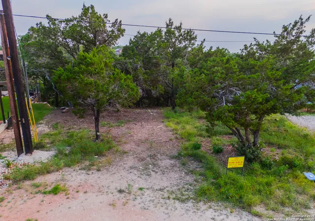 Photo 2 of Land for sale at 463 Twilight Dr, Canyon Lake, TX 78133 | MLS# 1892906 | Listing updated on 2025-10-18
