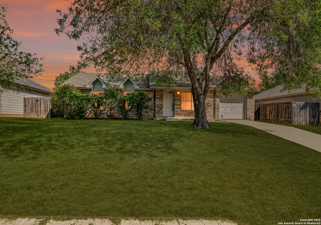 Photo 1 of Single family home for sale at 109 Saguaro, Jourdanton, TX 78026 | MLS# 1892961 | Listing updated on 2025-08-26