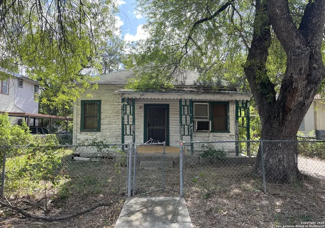 Photo 1 of Single family home for sale at 120 Stace, San Antonio, TX 78204 | MLS# 1893010 | Listing updated on 2026-03-12