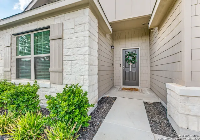Photo 3 of Single family home for sale at 5522 Coral Valley, San Antonio, TX 78242 | MLS# 1893012 | Listing updated on 2025-10-29
