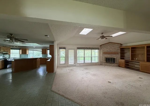 Photo 2 of Sale Pending at 281 County Rd 265, Hondo, TX 78861 | MLS# 1893049 | Listing updated on 2026-08-13
