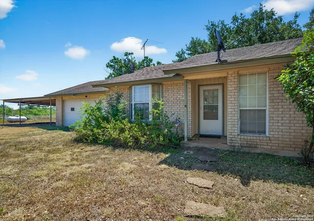 Photo 1 of Sale Pending at 281 County Rd 265, Hondo, TX 78861 | MLS# 1893049 | Listing updated on 2026-08-13