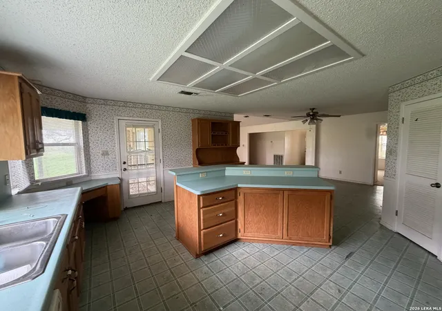 Photo 4 of Sale Pending at 281 County Rd 265, Hondo, TX 78861 | MLS# 1893049 | Listing updated on 2026-08-13