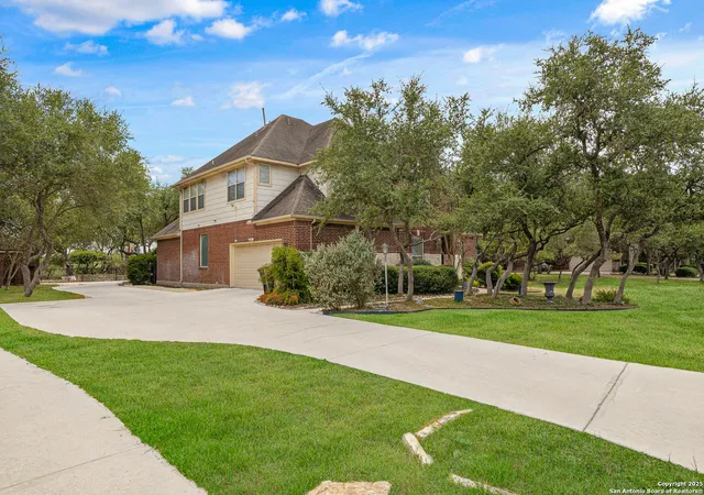 Photo 3 of Single family home for sale at 418 Texas Pt, San Antonio, TX 78260 | MLS# 1893096 | Listing updated on 2026-02-02
