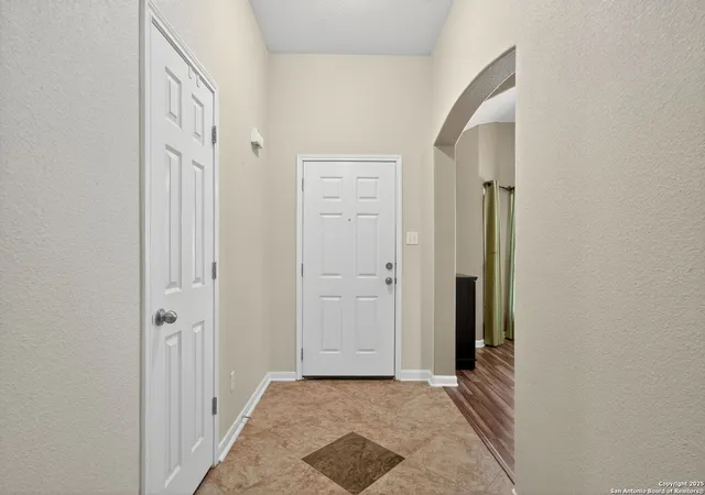 Photo 3 of Single family home for sale at 7914 Brinson Court, Converse, TX 78109 | MLS# 1893103 | Listing updated on 2025-10-22