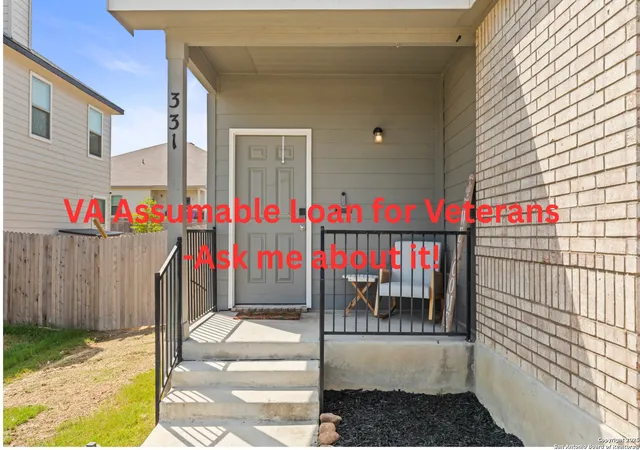 Photo 3 of Sale Pending at 331 Saddle Dawn, Cibolo, TX 78108 | MLS# 1893120 | Listing updated on 2026-01-08