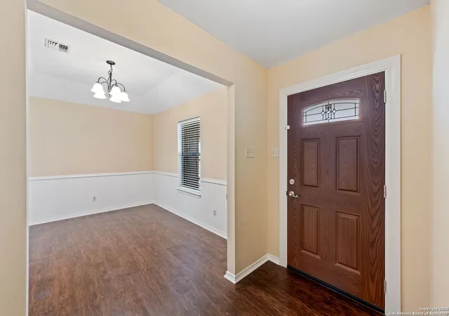Photo 2 of Sale Pending at 148 Alexander Dr, Seguin, TX 78155 | MLS# 1893146 | Listing updated on 2025-12-02