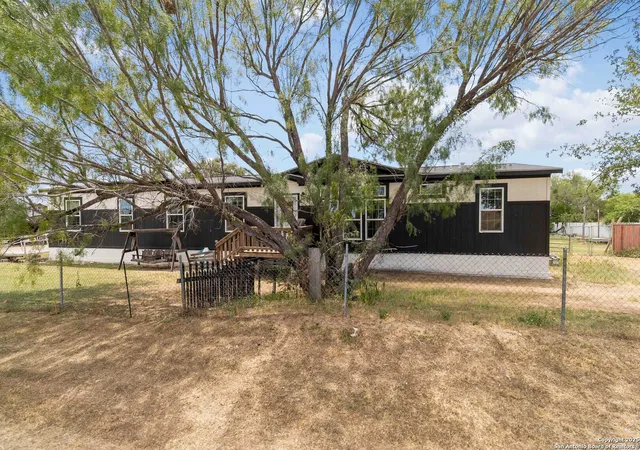 2nd image of 13598 Old Frio City Rd, Lytle, TX 78052 | MLS# 1893149