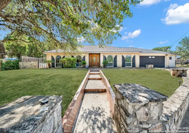 Homes for sale in San Antonio, TX | 1663 Rob Roy Ln, San Antonio, TX 78251 | MLS# 1893186