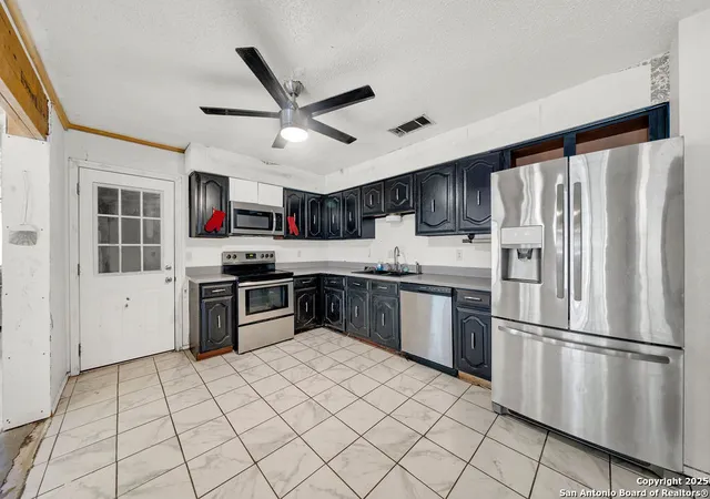 Homes for sale in San Antonio, TX | 1663 Rob Roy Ln, San Antonio, TX 78251 | MLS# 1893186