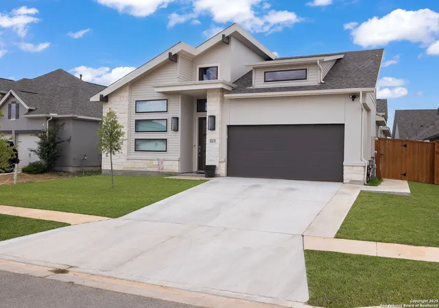 2nd image of 613 Meade, New Braunfels, TX 78132 | MLS# 1893227