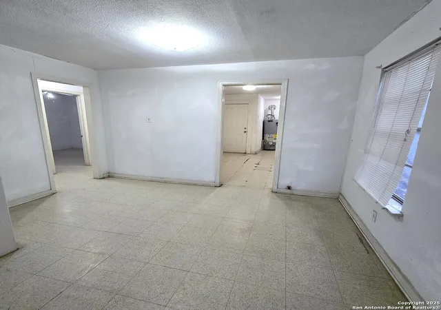Photo 4 of Sale Pending at 4722 Lark, San Antonio, TX 78228 | MLS# 1893281 | Listing updated on 2025-11-10