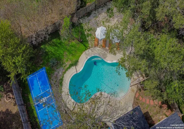 Photo 1 of Sale Pending at 2806 Floral Way, San Antonio, TX 78247 | MLS# 1893325 | Listing updated on 2025-09-15