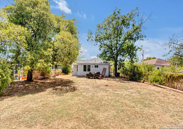 3rd image of 2811 W Travis, San Antonio, TX 78207 | MLS# 1893330