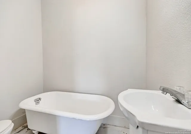 41st image of 2811 W Travis, San Antonio, TX 78207 | MLS# 1893330