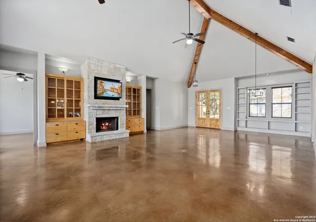 Photo 4 of Sale Pending at 720 Five Oaks, Canyon Lake, TX 78133 | MLS# 1893331 | Listing updated on 2025-09-16