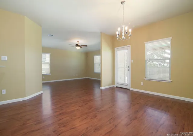 4th image of 157 Conway Castle, New Braunfels, TX 78130 | MLS# 1893362