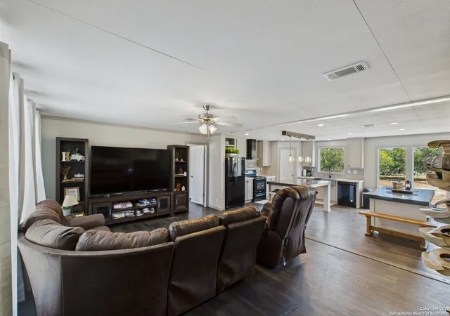 1st image of 200 Sterling, Seguin, TX 78155 | MLS# 1893378