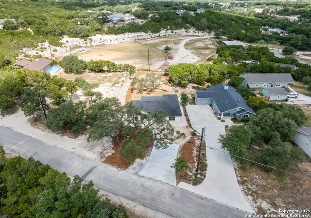 Photo 2 of Sale Pending at 821 Scenic Hills, Canyon Lake, TX 78133 | MLS# 1893401 | Listing updated on 2025-11-05