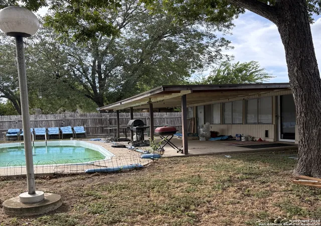 2nd image of 7806 Oak Forest, Live Oak, TX 78233 | MLS# 1893427