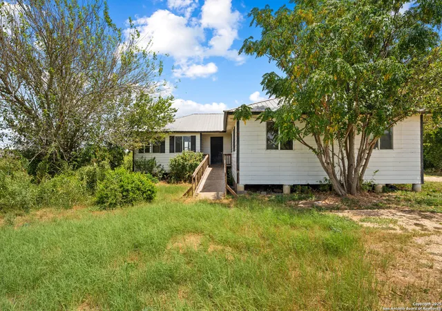 Photo 3 of Sale Pending at 2862 Wetz, Marion, TX 78124 | MLS# 1893438 | Listing updated on 2026-03-25