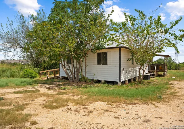 Photo 3 of Sale Pending at 2862 Wetz, Marion, TX 78124 | MLS# 1893438 | Listing updated on 2026-03-25