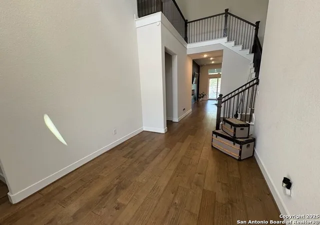 Photo 3 of Single family home for sale at 2710 Creekside, San Antonio, TX 78230 | MLS# 1893464 | Listing updated on 2026-03-19
