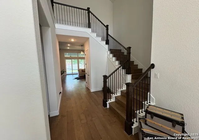 Photo 4 of Single family home for sale at 2710 Creekside, San Antonio, TX 78230 | MLS# 1893464 | Listing updated on 2026-03-19
