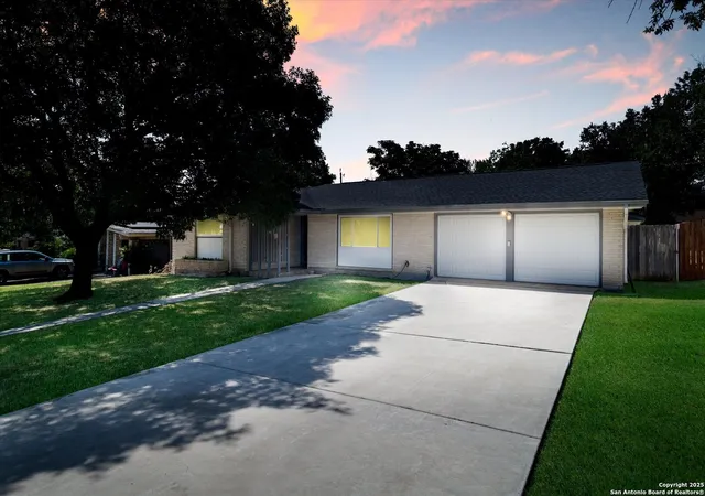 Photo 1 of Single family home for sale at 210 Summertime Dr, San Antonio, TX 78216 | MLS# 1893489 | Listing updated on 2025-10-15