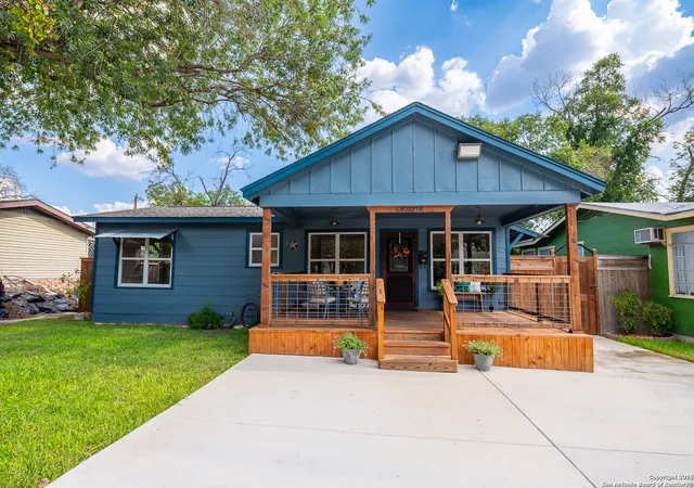 2nd image of 110 Arnold, San Antonio, TX 78213 | MLS# 1893492