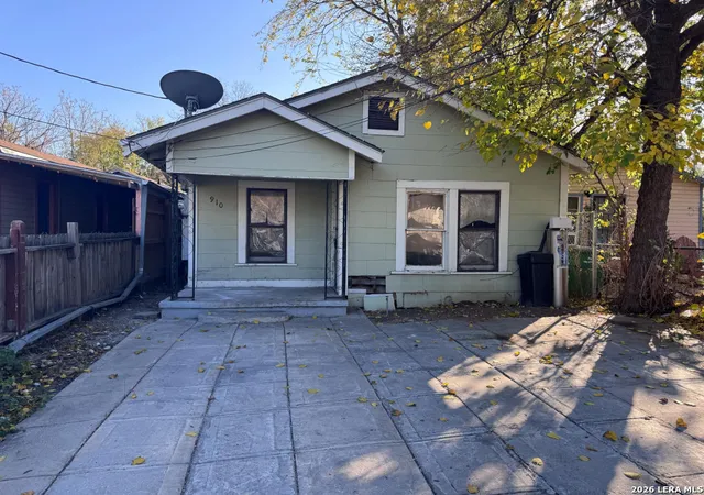 1st image of 910 Green, San Antonio, TX 78225 | MLS# 1893551