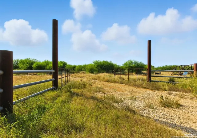 Photo 3 of Sale Pending at 723 County Rd 106, Floresville, TX 78114 | MLS# 1893590 | Listing updated on 2025-11-19