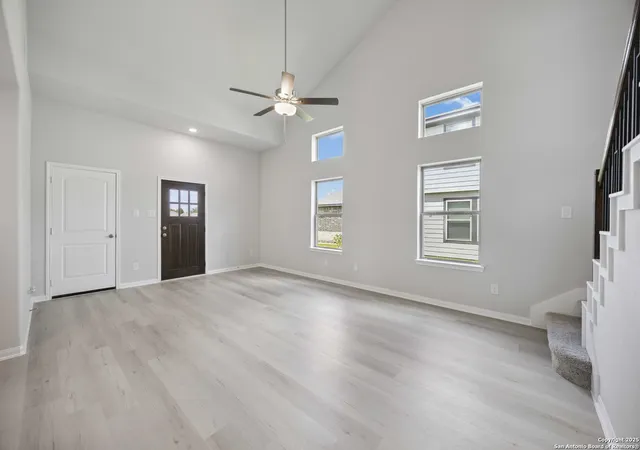 Photo 3 of Sale Pending at 5902 Willow Point Blvd, San Antonio, TX 78219 | MLS# 1893635 | Listing updated on 2026-01-16