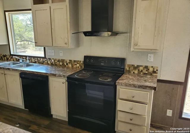 Photo 4 of Sale Pending at 1005 Spur Ridge, San Antonio, TX 78264 | MLS# 1893692 | Listing updated on 2026-01-03