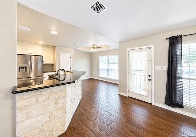 Photo 3 of Single family home for sale at 1421 Cottonwood Rd, Fischer, TX 78623 | MLS# 1893704 | Listing updated on 2026-09-20